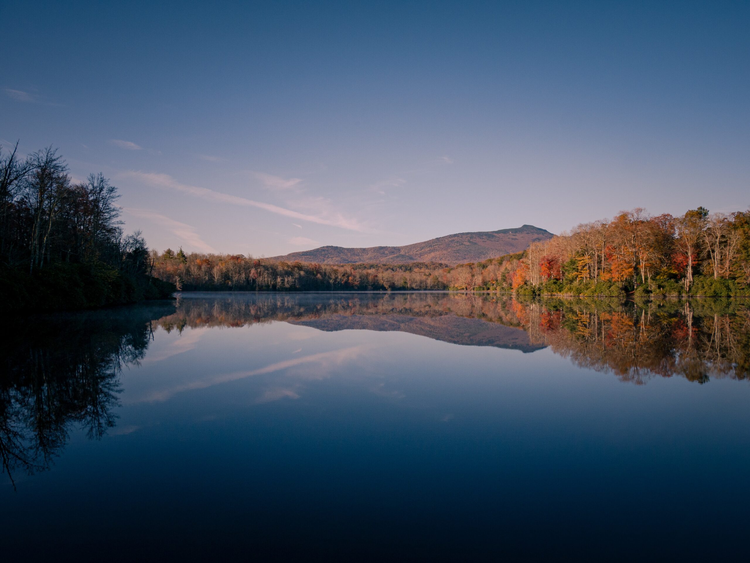 best time to visit Smith Mountain Lake