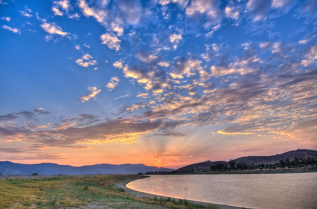 best time to visit Lake Elsinore