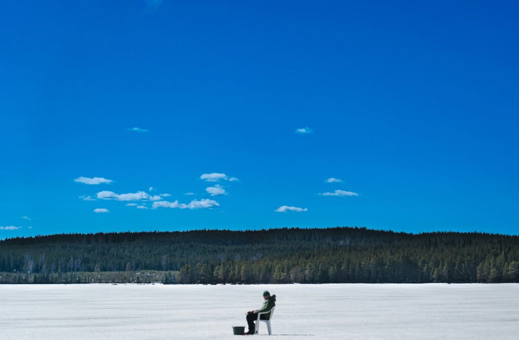 ice fishing gear4