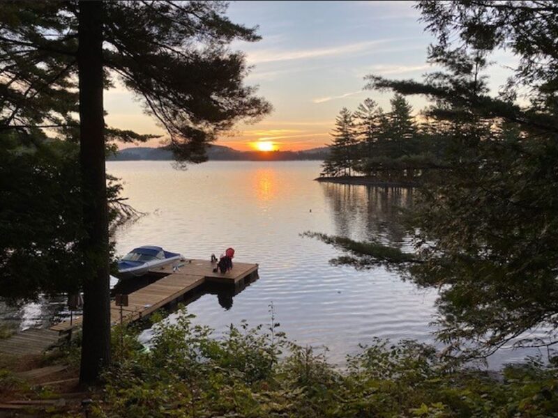 Islandview Family Cottage