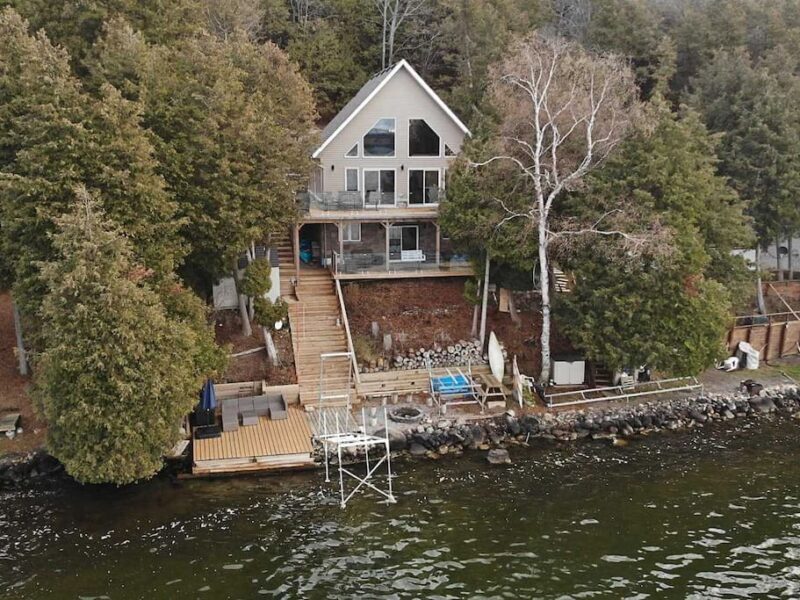 Rice Lake Waterfront Oasis - Loft at the Lake