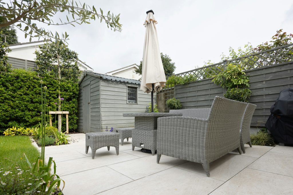 outdoor furniture x