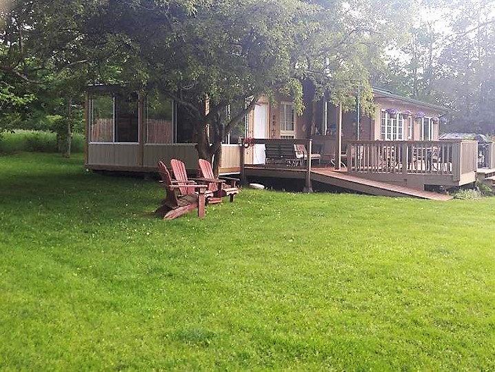 Private Setting - Kawarthas, Rice Lake, Waterfront, Fishing, Swim, Weekends & A Weekday Special