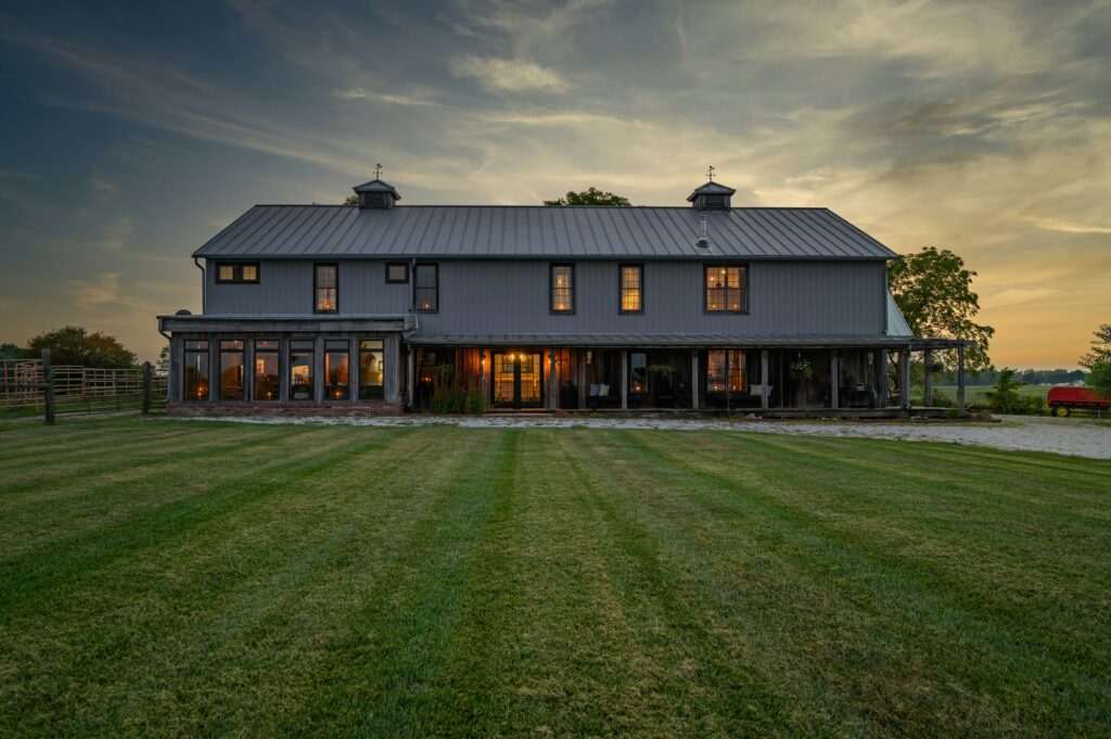 barn homes