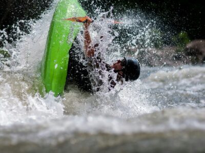 kayaks flip