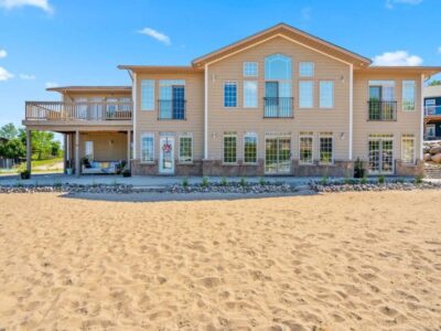 The Sandals Of Tiny Hottub, Sauna, White SandBeach