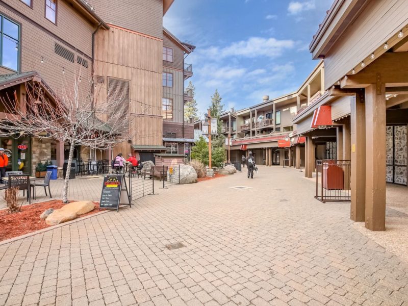 Northstar Village Studio | Pet Friendly | Near Gondola & Dining