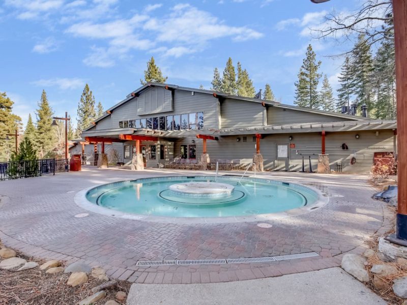 Northstar Village Studio | Pet Friendly | Near Gondola & Dining