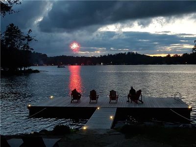 Hammond Haven, Luxury Log and Timber Cottage on Jack Lake