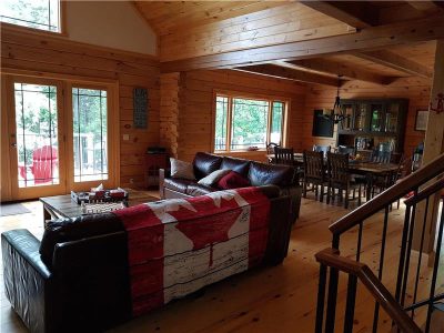 Hammond Haven, Luxury Log and Timber Cottage on Jack Lake