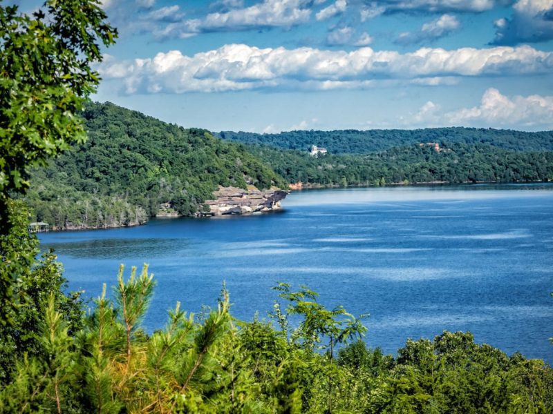 Lake View Rustic Log Cabin