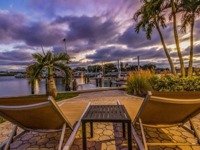 Villa Azule - Waterfront Luxury Home - Walk to Indian Rocks Beach, FL