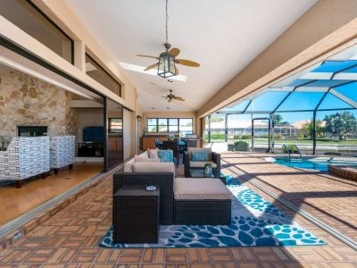 Villa Tropical - Waterfront Luxury Home in Punta Gorda, FL