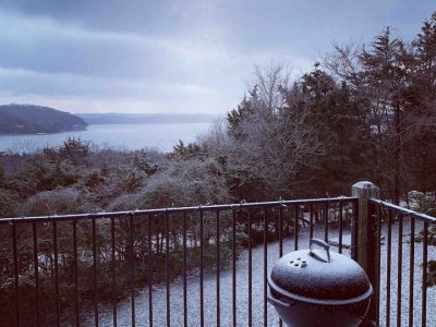 Lake View Country Blue Log Cabin